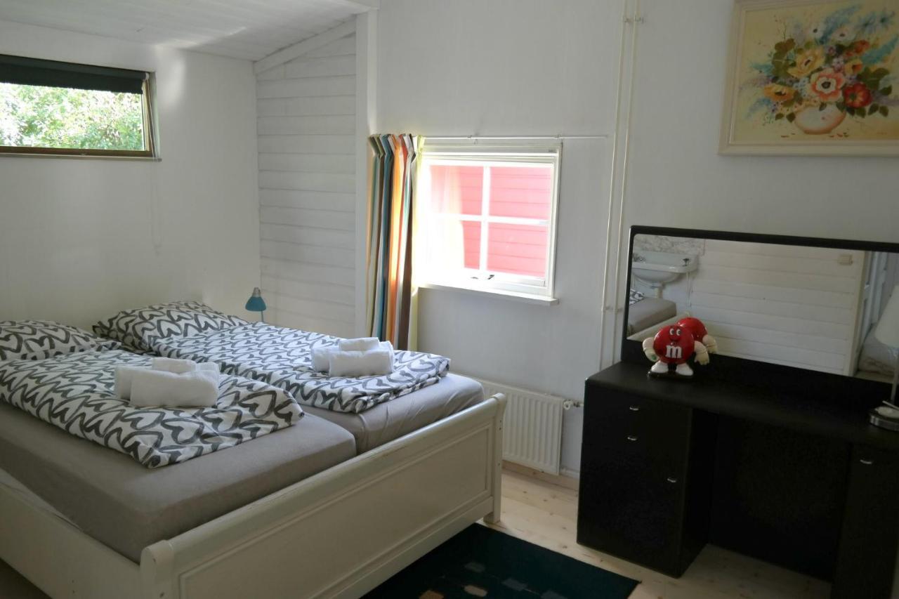 3 Pers Waterfront Swedish House W Sauna, Modern Kitchen And Private TerraceAnjum エクステリア 写真